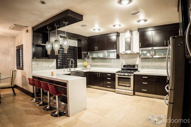 VENTA DE CASA EN RESIDENCIAL