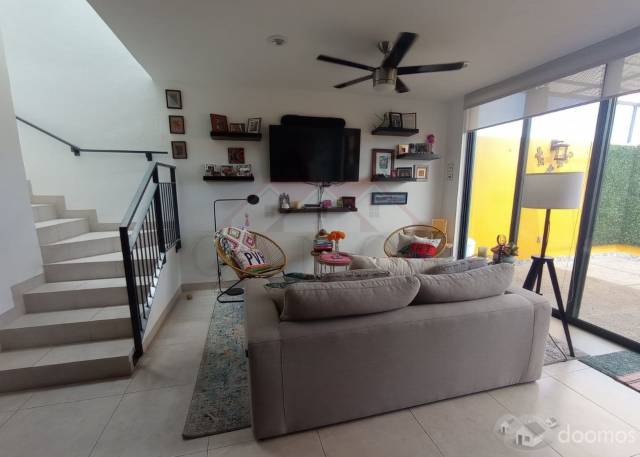 EXCELENTE CASA CERCA DEL AEROPUERTO, COTO PRIVADO