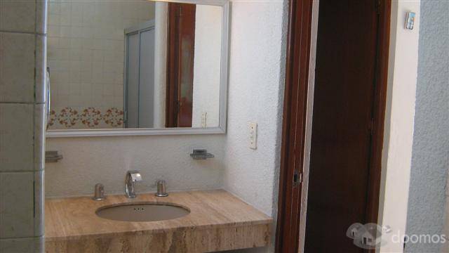 Zona Centro Casa amueblada de 4 habitaciones en Santiago en renta