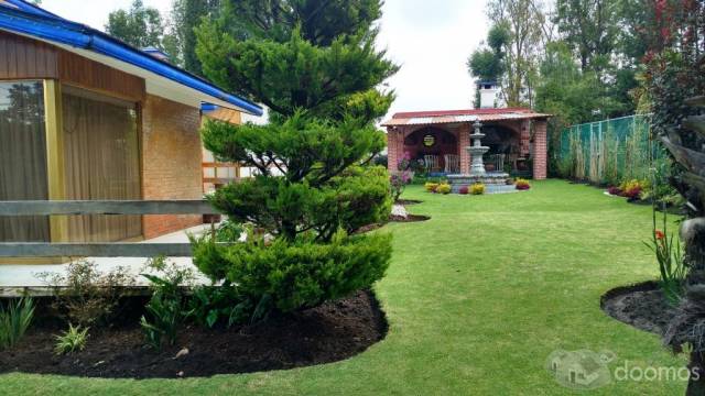 Bonita Residencia en Bosques del Lago