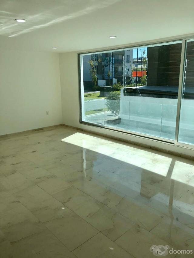 RESIDENCIA NUEVA ACABADOS DE LUJO LOMAS DE ANGELOPOLIS
