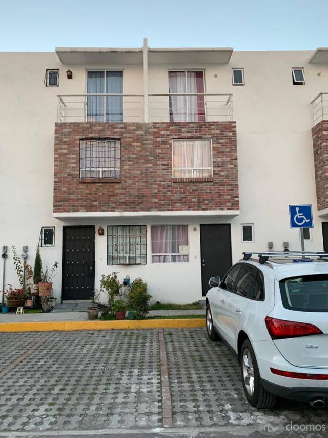 HERMOSA CASA EN VENTA TRES NIVELES LERMA ESTADO DE MEXICO