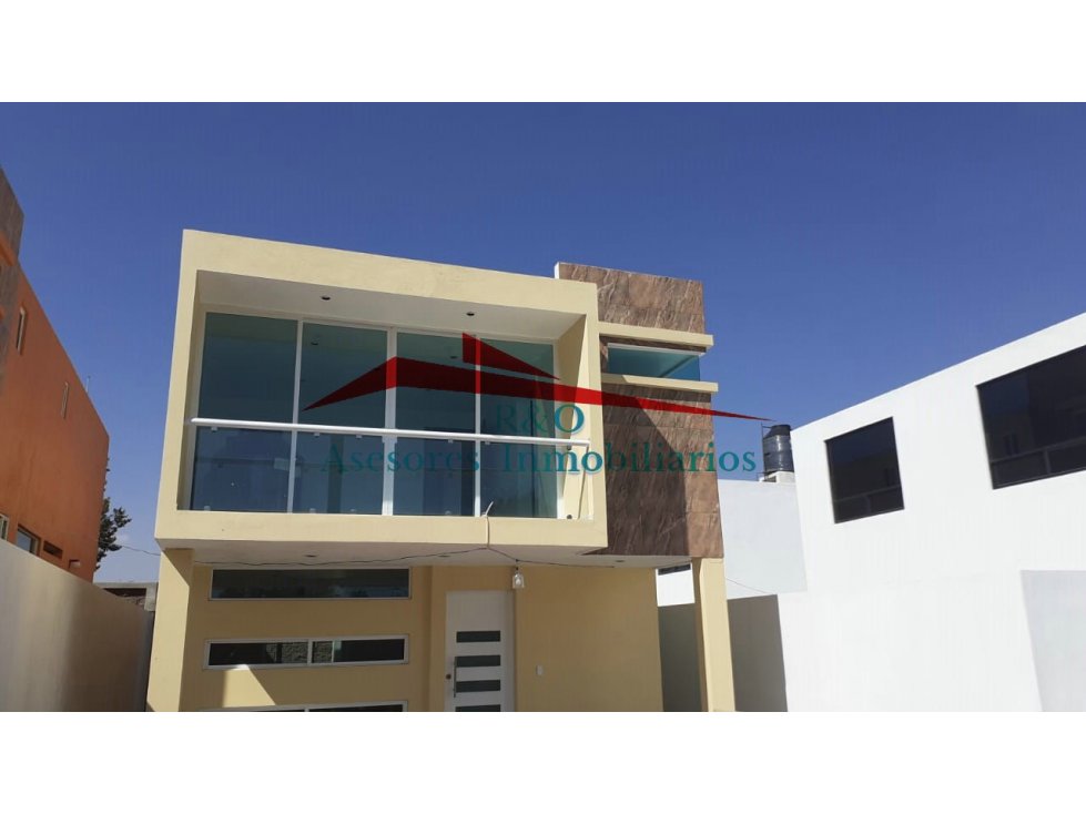 CASA NUEVA EN  VENTA ATLIHUETZIA  CREMA