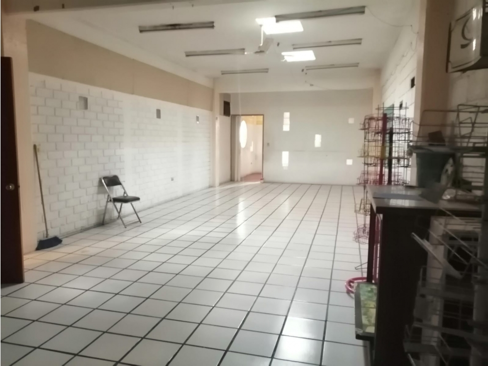 EN VENTA EDIFICIO CON EXCELENTE UBICACIÓN EN EL CENTRO