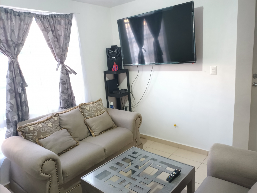 CASA EN VENTA EN FRACC MODENA RESIDENCIAL APODACA