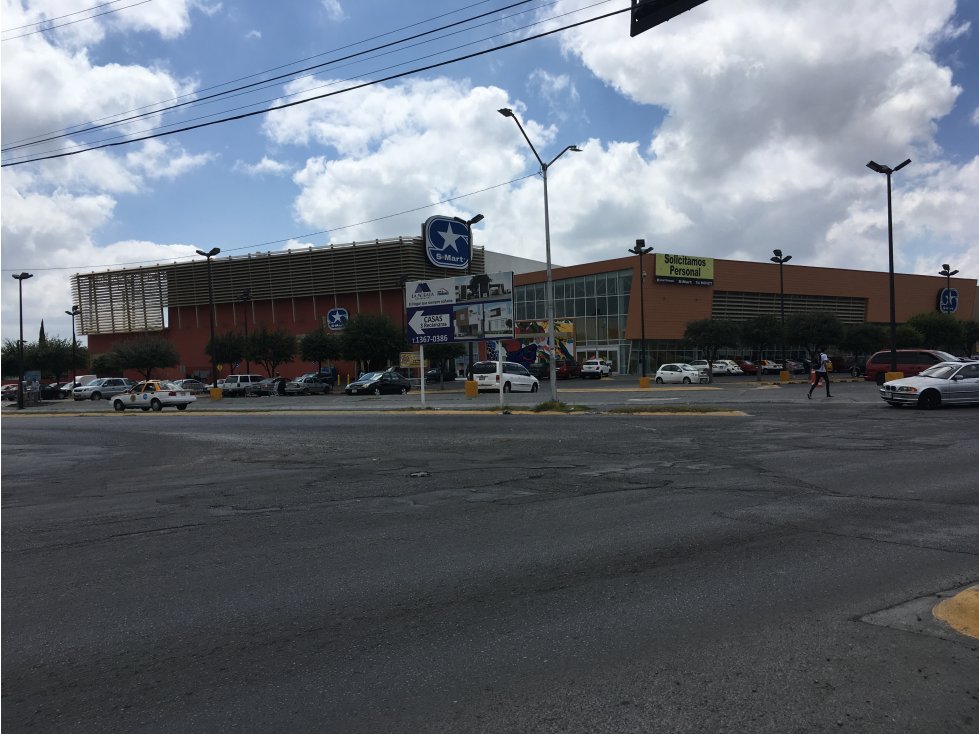 LOCALES EN RENTA TIENDA SMART LOS FRESNOS