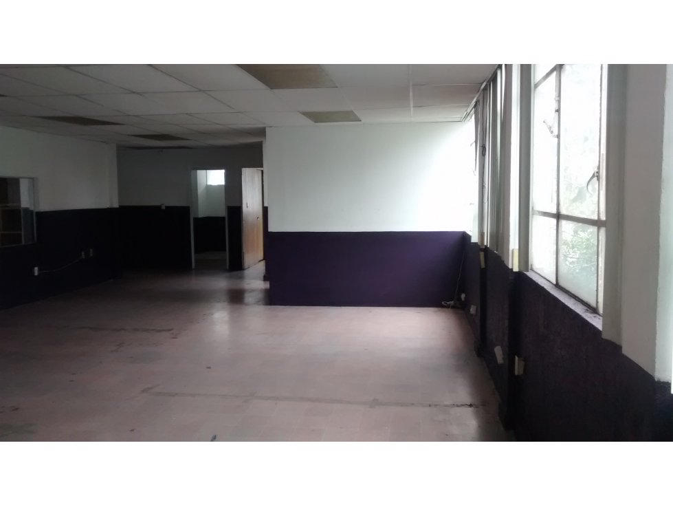 Oficinas con acceso independiente disponibles en renta Alce Blanco