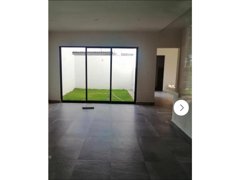 BONITA CASA EN VENTA EN FRACC. VALLE REAL VILLA DE ALVAREZ COLIMA