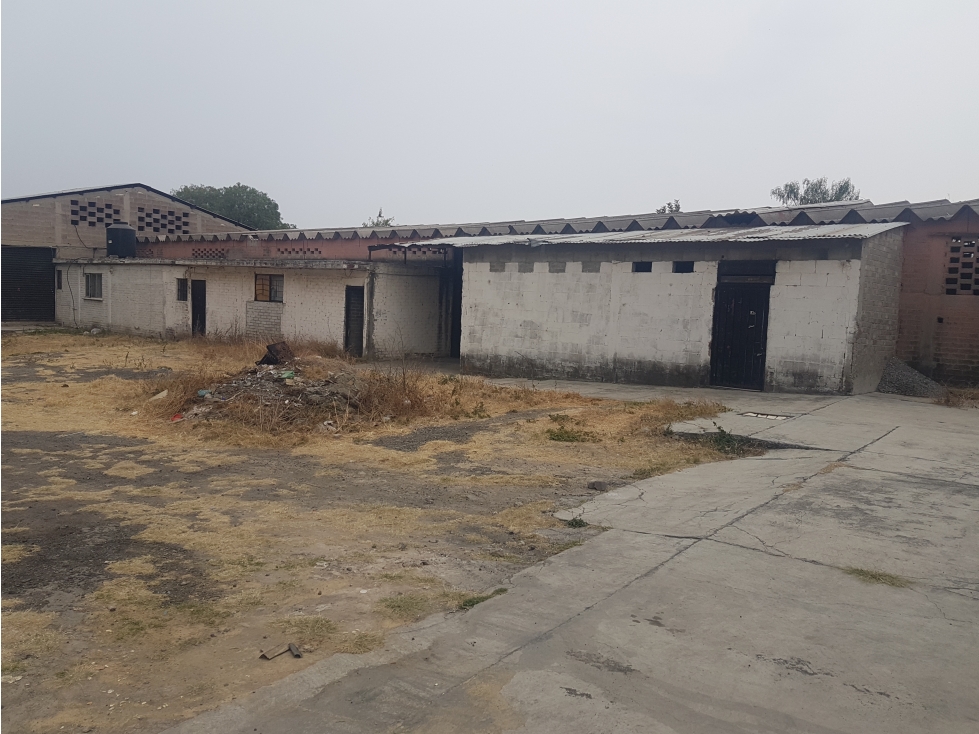 REMATE DE BODEGA A 200MTS. CARRETERA A TEXCOCO LOS REYES LA PAZ MEXICO