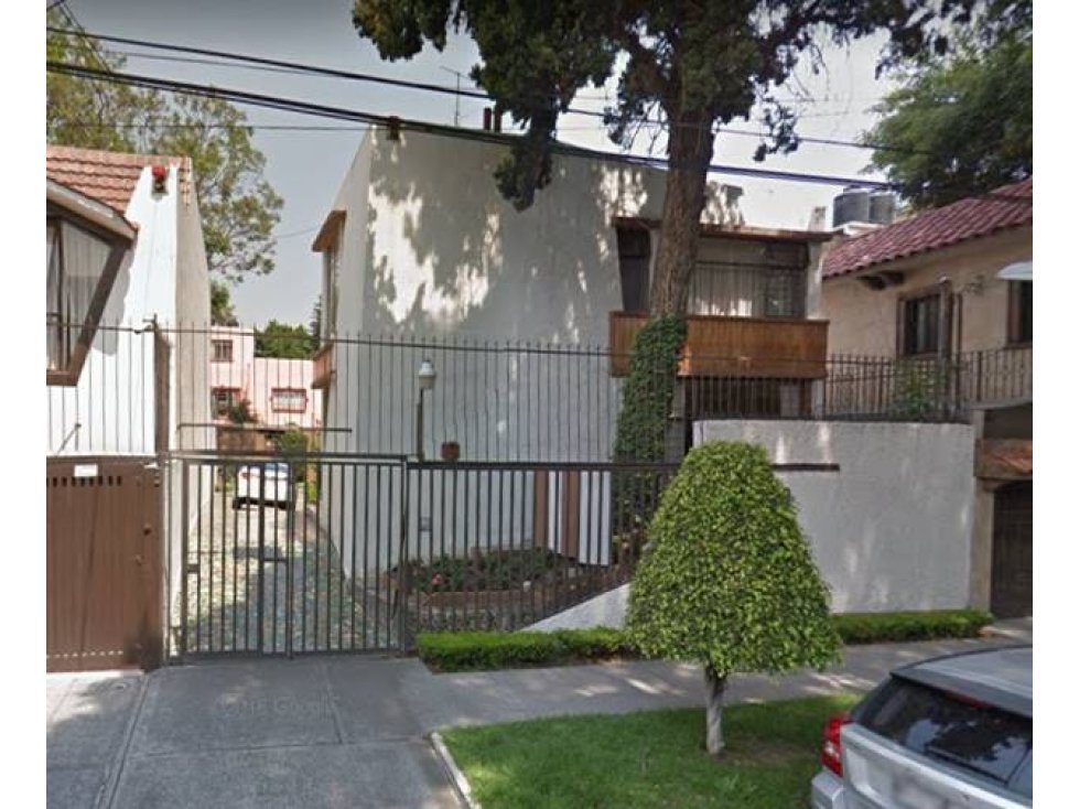 HERMOSA CASA CON JARDÍN EN NARVARTE CDMX