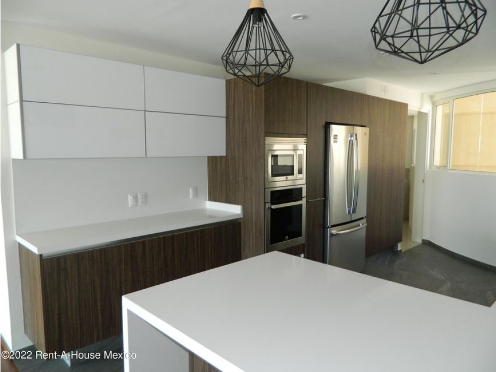 Departamento en Venta en Lomas Country Club.RU 22-5447