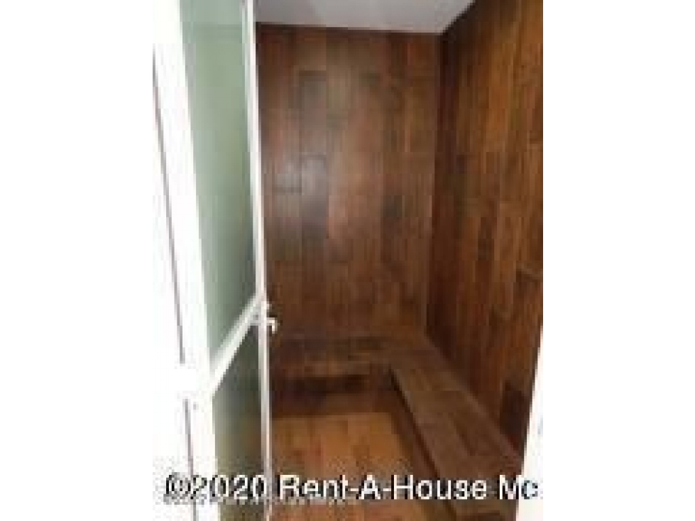 Departamento en Renta en Carola. MT 22-4374