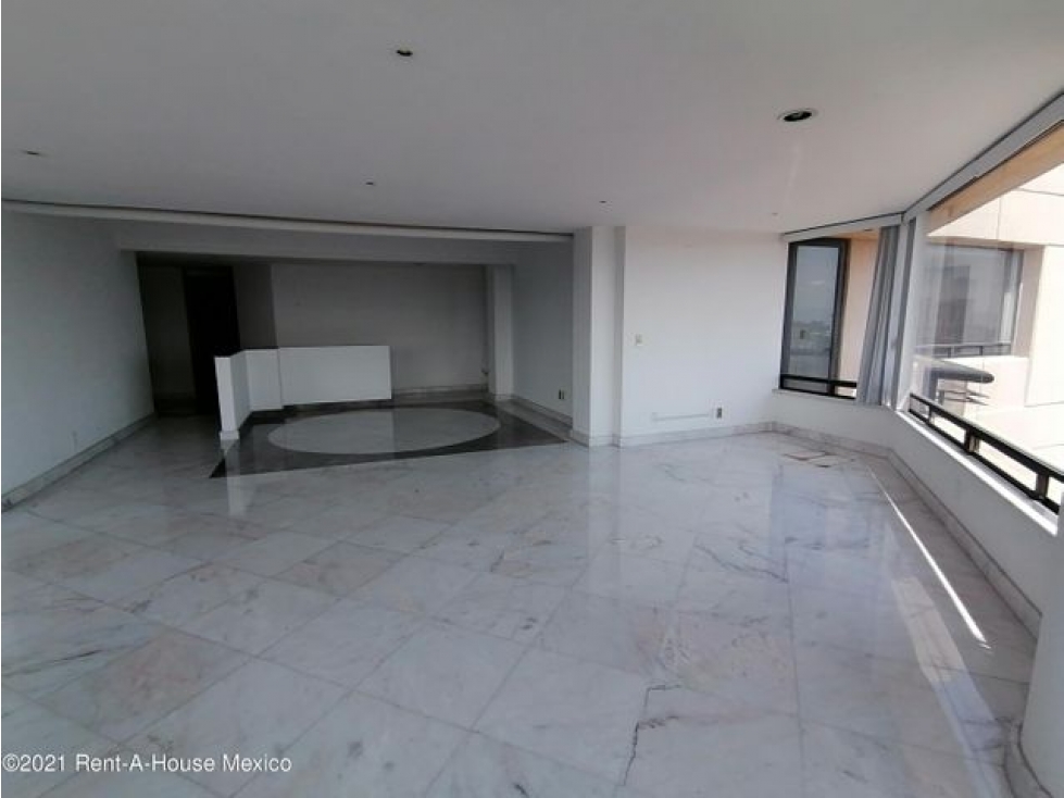 Departamento en renta en Lomas Country Club