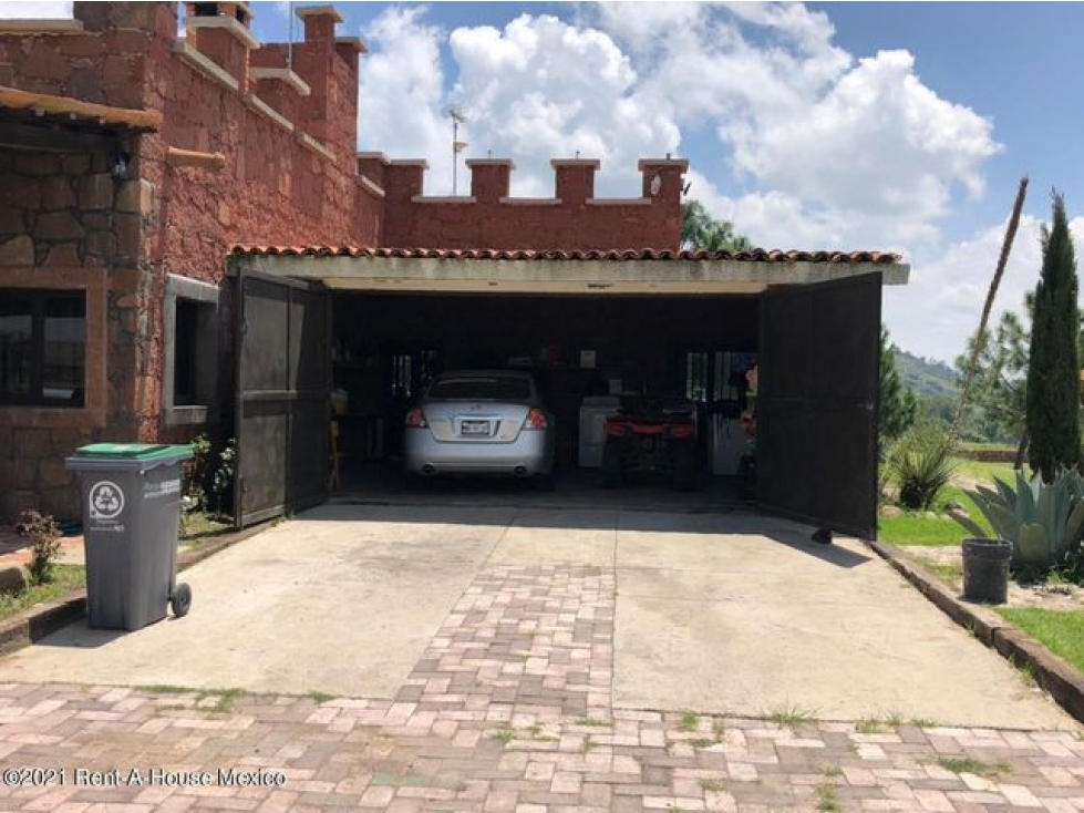 VENTA de finca con caballeriza y terreno, San Bartolomé de Pino