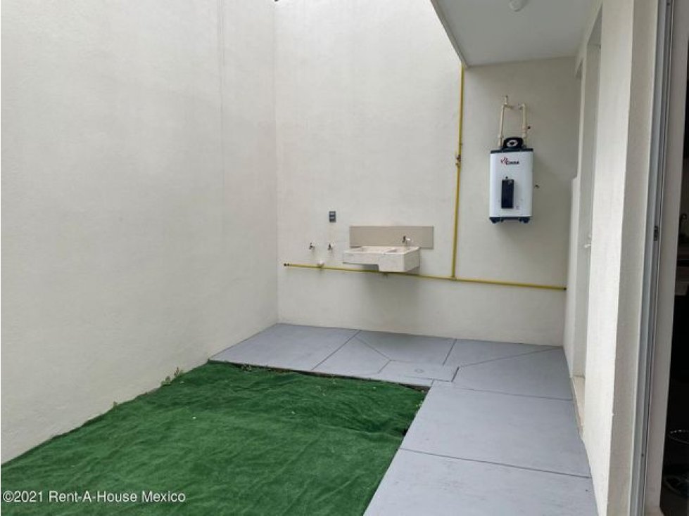 Casa de 3 recámaras, en condominio. Irapuato, VENTA