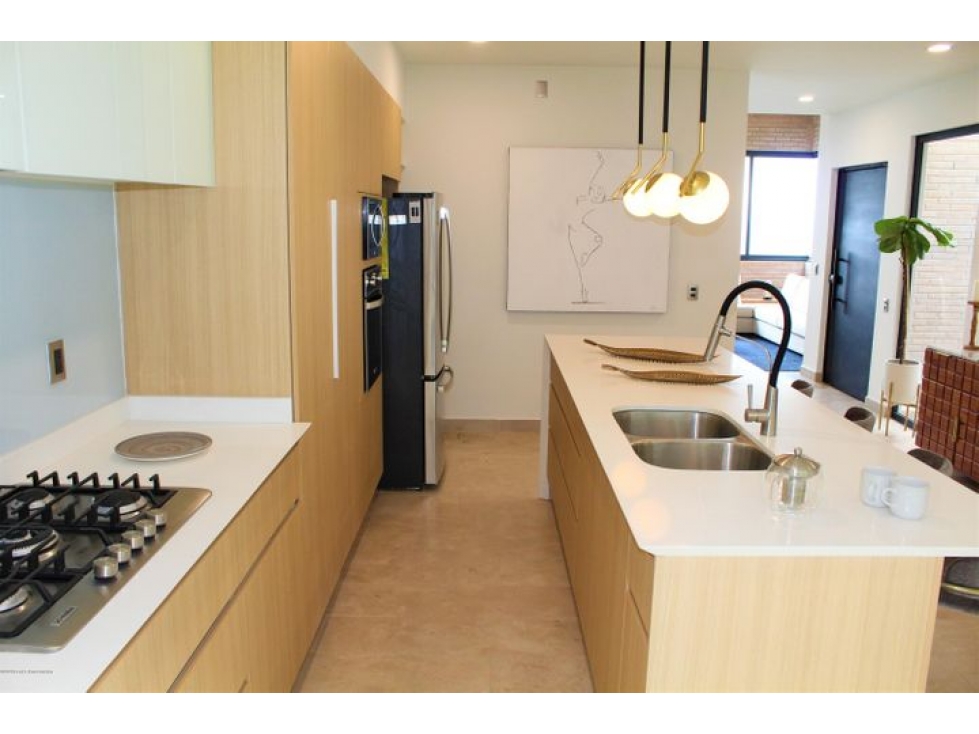 Zibatá casa en VENTA en exclusiva privada de 58 casas! QH 21-1356