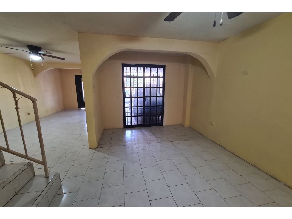 CASA EN VENTA EN JARDINES DE ANDALUCIA EN GUADALUPE