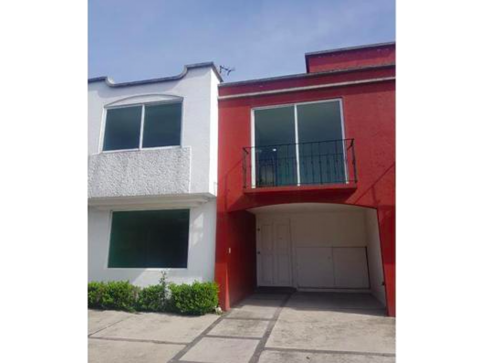 Casa en Condominio Frac Maria Bonita $507,500!!! REMATE