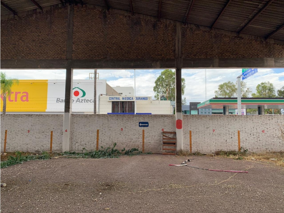 TERRENO COMERCIAL EN RENTA, CON MAGNÍFICA UBICACIÓN.