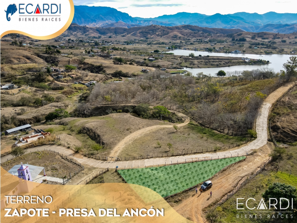 Terreno en Zapote del Ancón