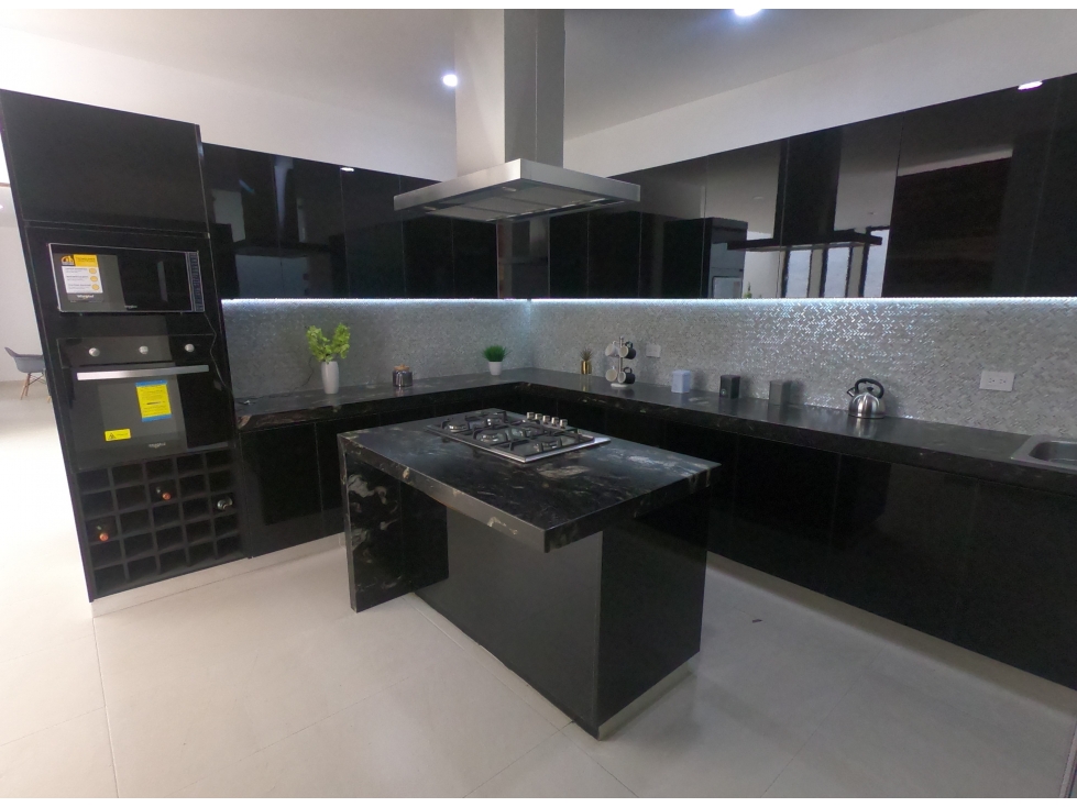 CASA EN VENTA AL NOR-PTE EN TERRANZA RESIDENCE DE LUJO