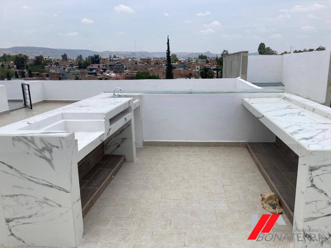 VENTA DE DEPARTAMENTO CON ROOF GARDEN  ZONA NORTE JESUS MA.