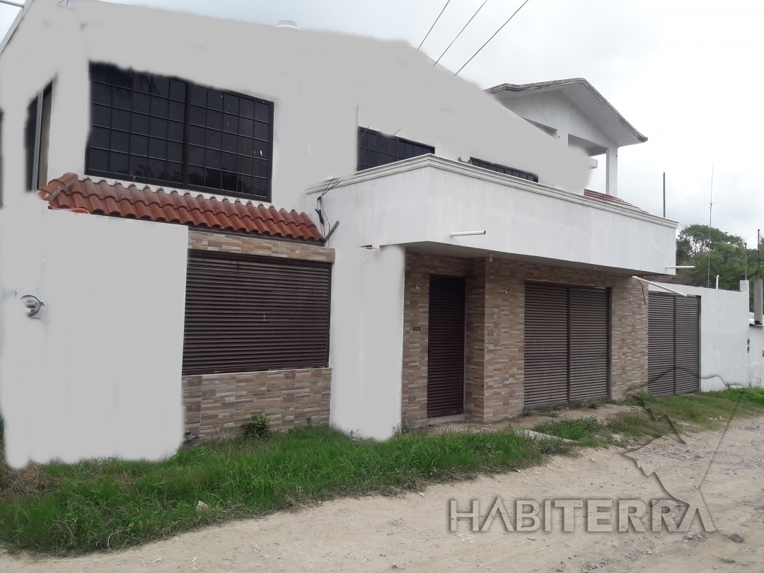 CASA EN RENTA NUEVA AMUEBLADA EN LA COL. LOS MANGOS, TUXPAN, VER.