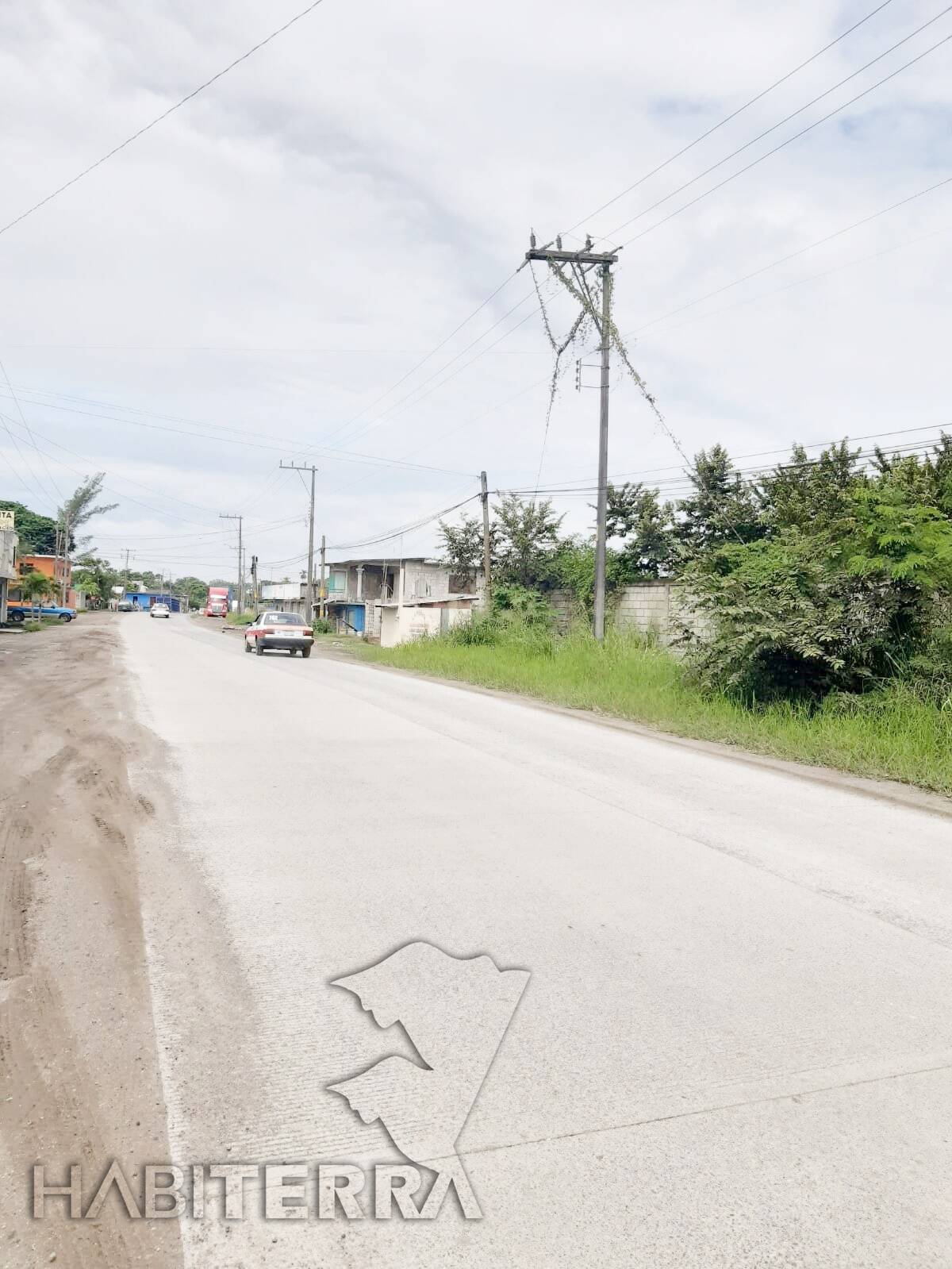 TERRENO EN RENTA BARDEADO CARR. A COBOS EJIDO LA VICTORIA, TUXPAN, VER.