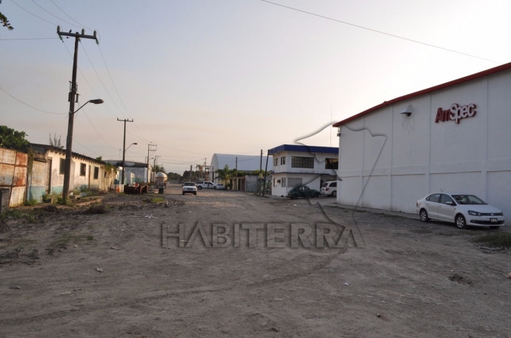 TERRENO INDUSTRIAL EN RENTA UBICADO EN COBOS, TUXPAN, VER.
