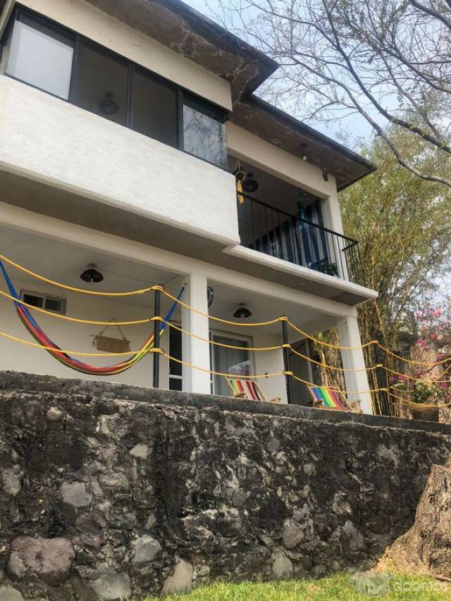 Bonita casa sola en venta en la col. Azteca, Temixco, Morelos.