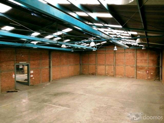 Rento 2,210 M2 bodega industrial Naucalpan