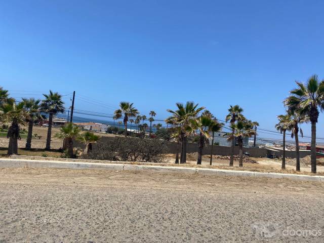 Construye tu Casa en Este hermoso Terreno con Vista al Mar