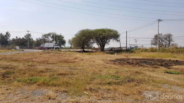 Terreno Con Nave Industrial En Venta