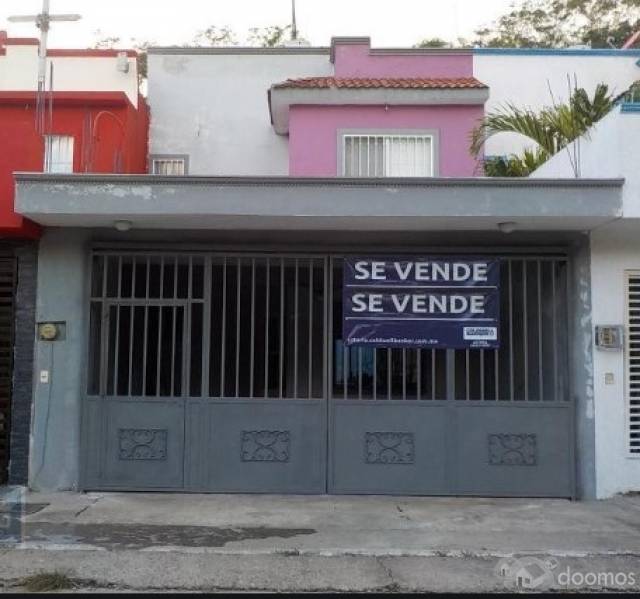 VENTA DE CASA EN LA COLONIA SAMARKANDA DE NACAJUCA