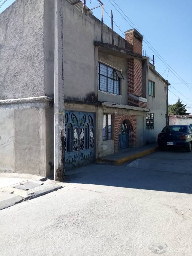 CASA EN VENTA UBICADA EN SANTIAGO CUAUTLALPAN, TEPOTZOTLAN.