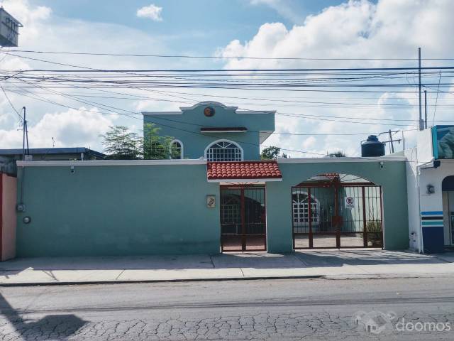 Casa en Avenida Comercial