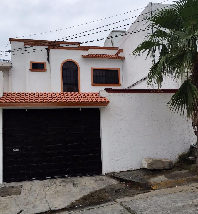 Casa en Venta en Priv. de Nuevo Leon, Colonia Petrolera Coatzacoalcos