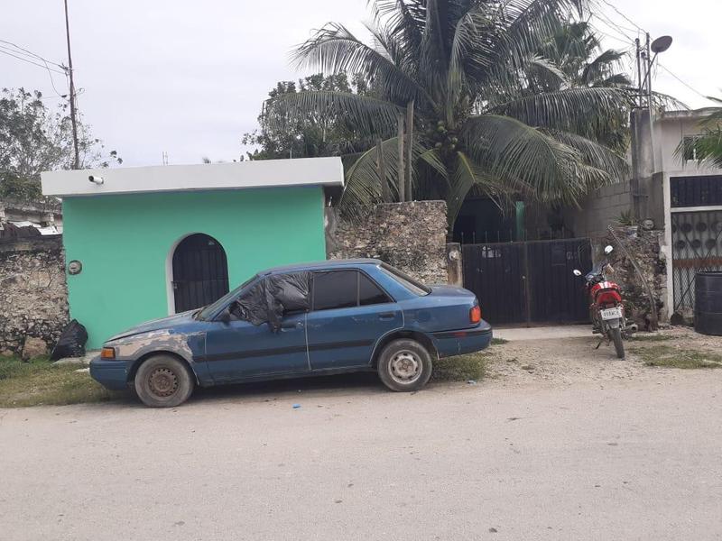 CASA EN VENTA EN BACALAR  EN ZONA DE HOTELES A POCO TIEMPO DE LA LAGUNA