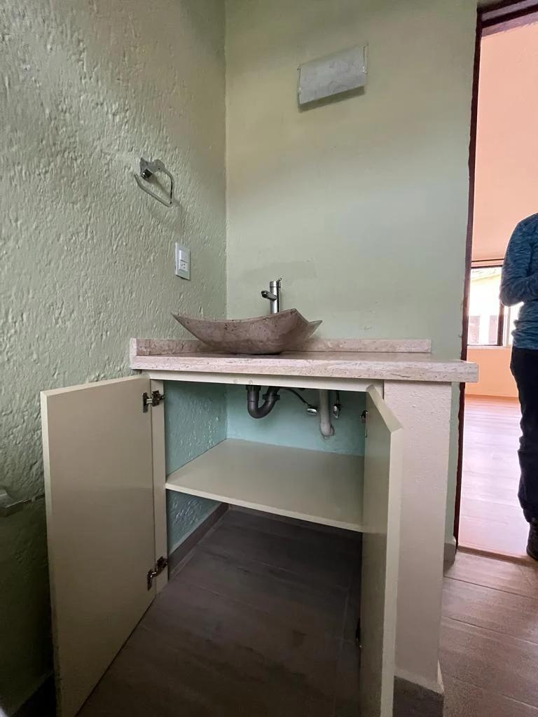 VENTA DE CASA EN FRACCIONAMIENTO QUINTAS SAN JERÓNIMO EN METEPEC