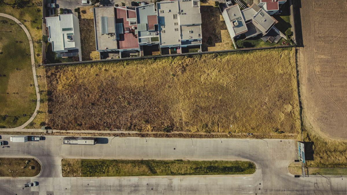 TERRENO EN RENTA EN SOLARES