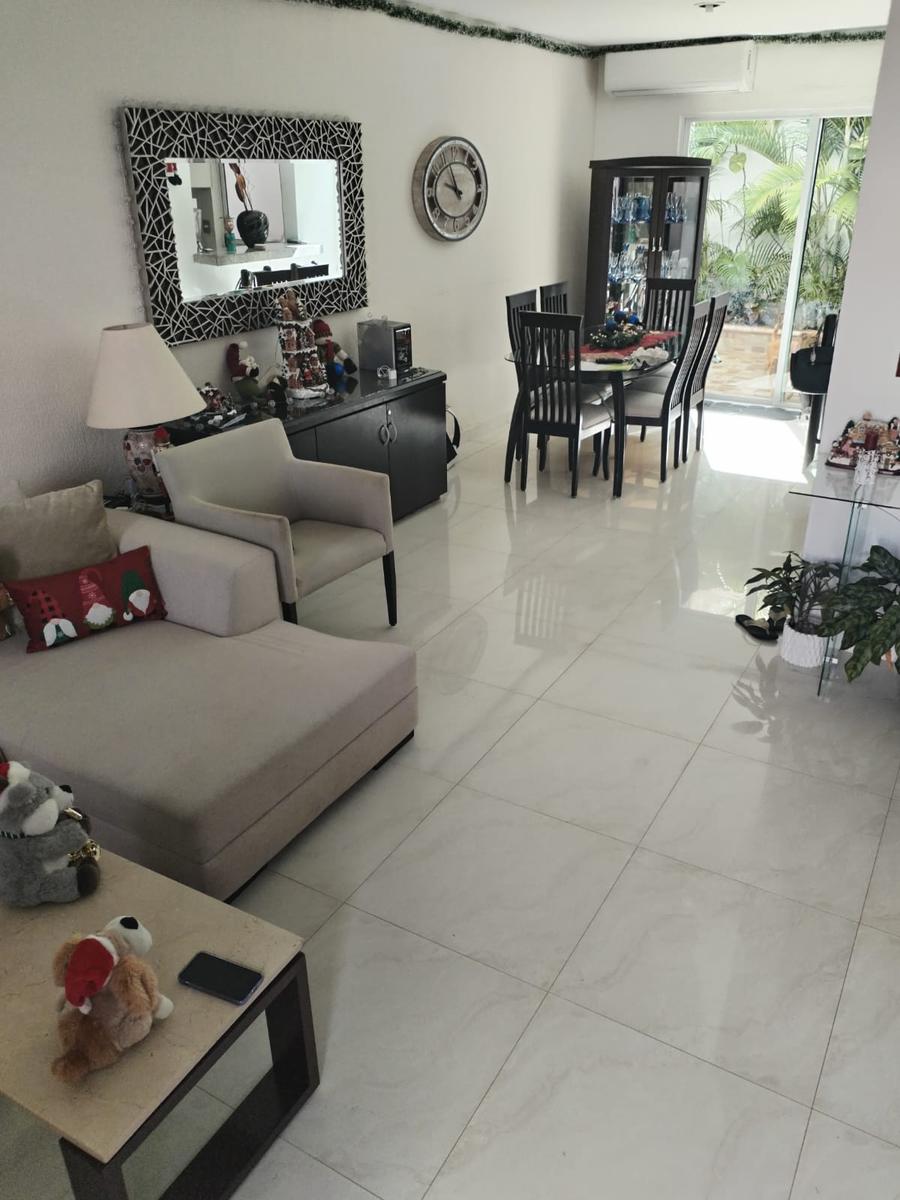 INMOBILIARIA CASA EN VENTA EN SOL DEL MAYAB DE 3 RECAMARAS