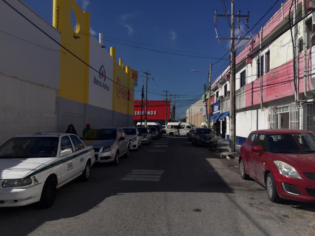 calle 6 casi esquina av. tulum