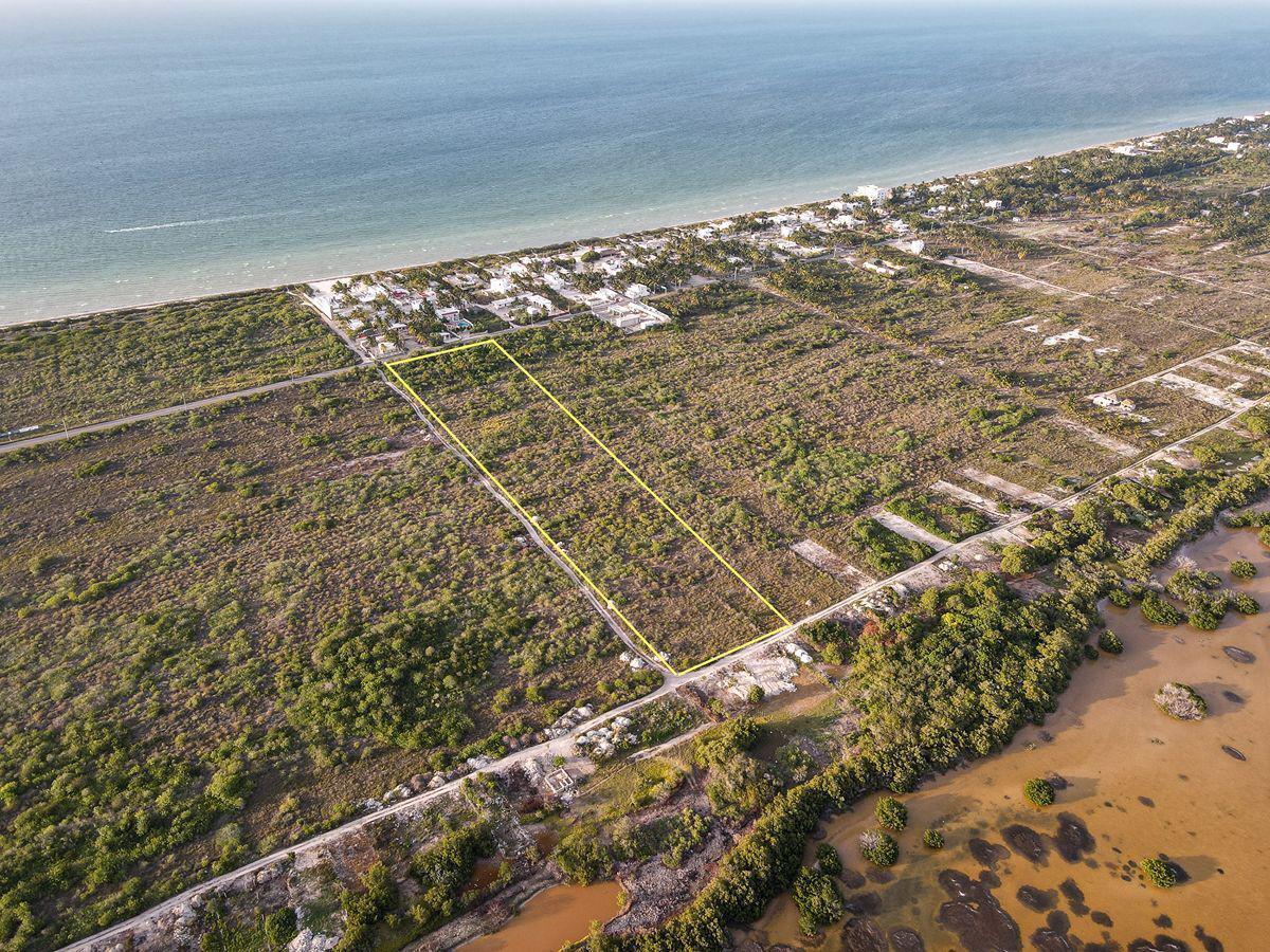 TERRENO/LOTE EN VENTA MERIDA, PLAYA TELCHAC EN RIVIERA TELCHAC, JUL 2023.