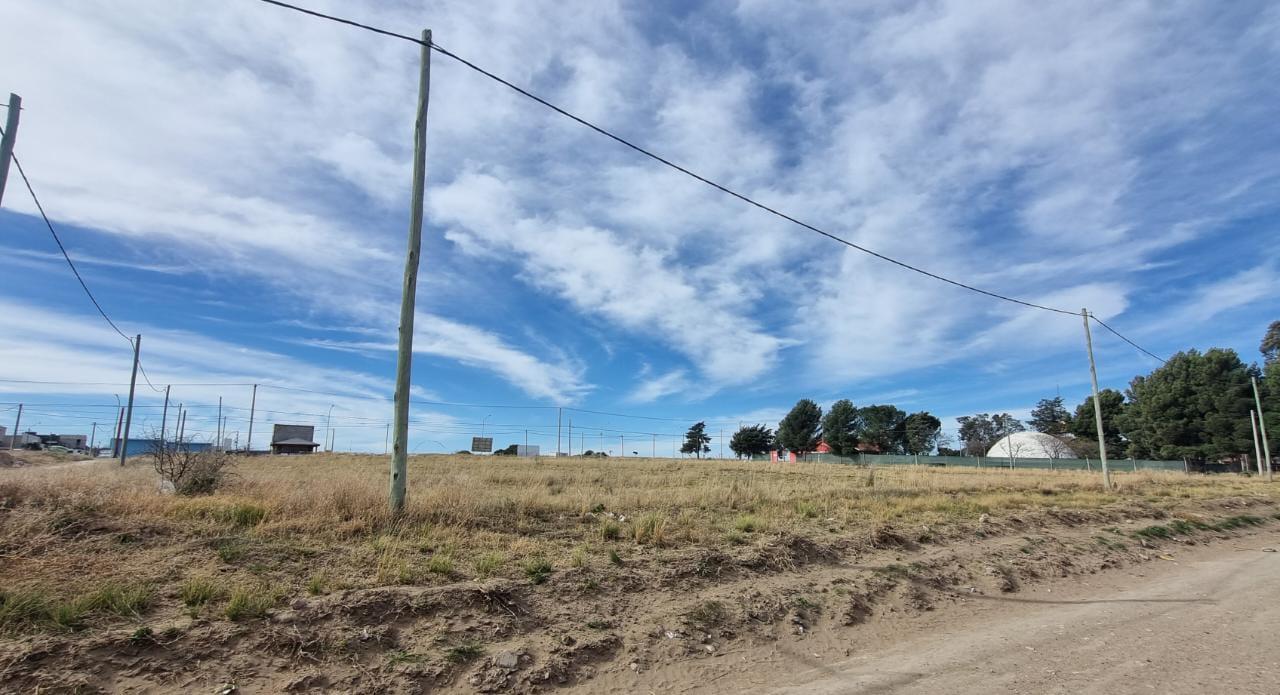 Lotes en venta. República Siria al 3.500