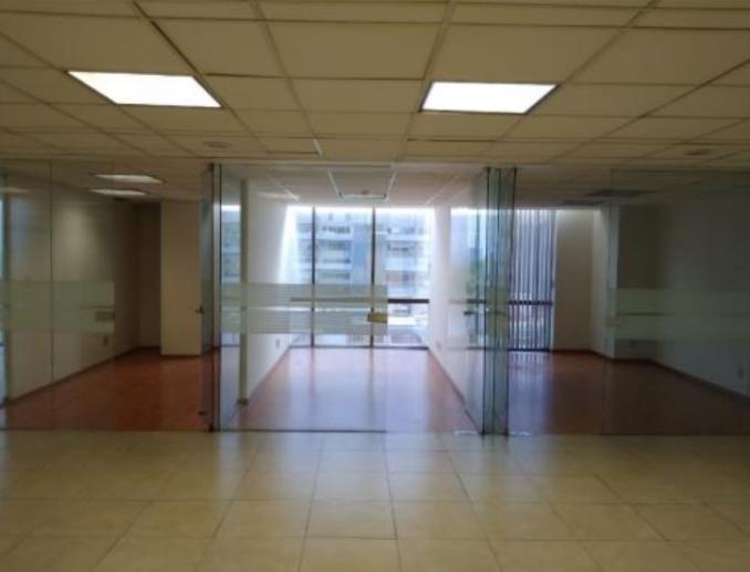Oficinas en Renta de 510 m2 en Colonia Granada.