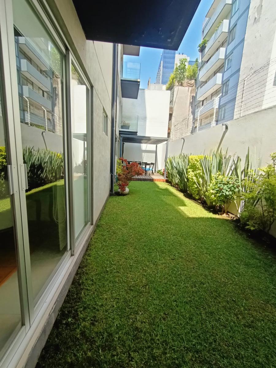 Departamento con Jardín en Venta en Polanco.