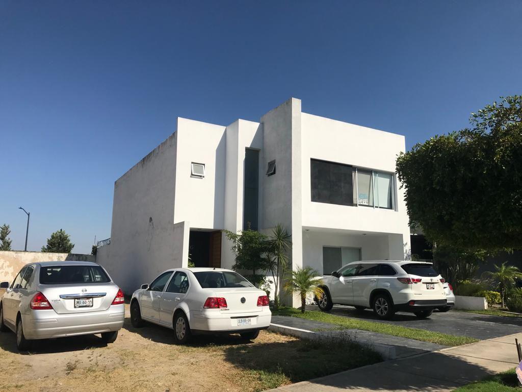 casa en venta en puerta de hierro, puerta del valle