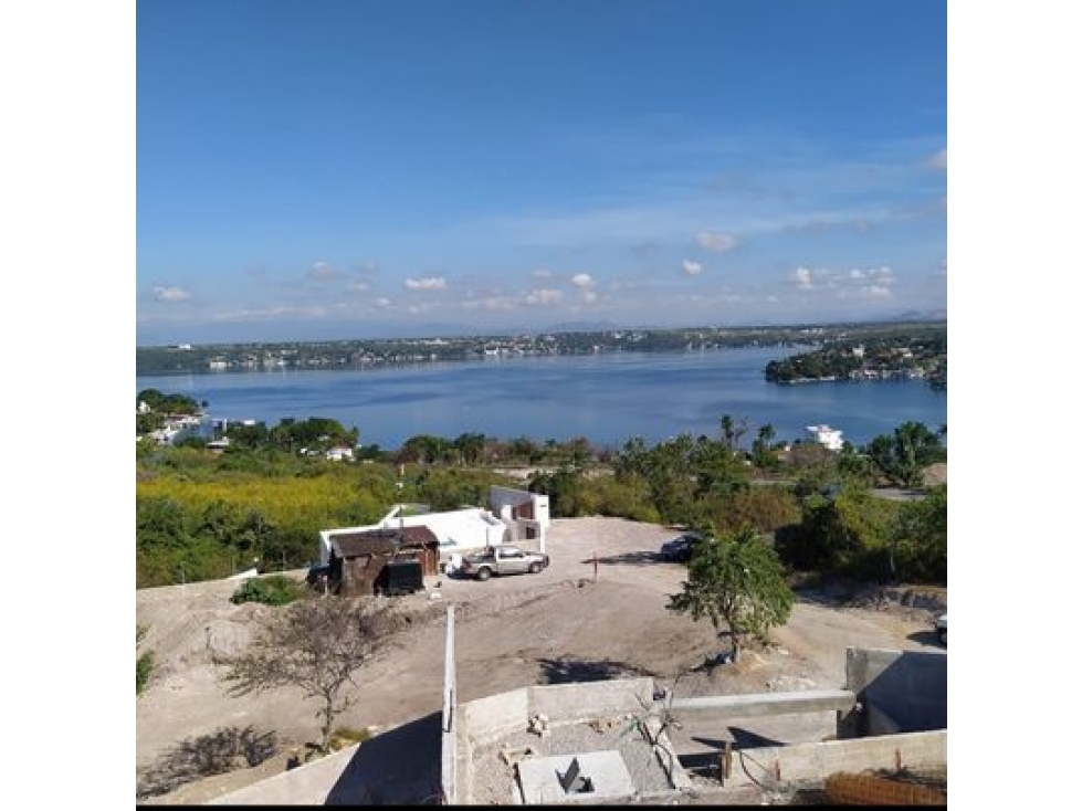 TERRENOS EN TEQUESQUITENGO
