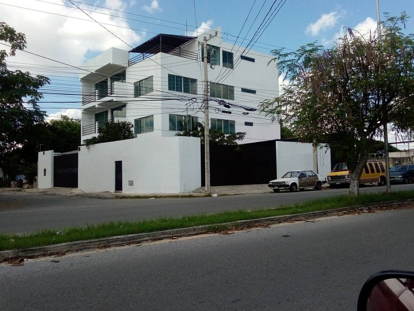 EDIFICIO EQUIPADO 4 NIVELES EN VENTA JUAN B SOSA MERIDA VENTA/RENTA