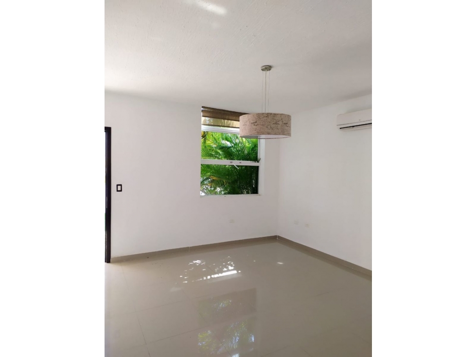 VENTA CASA 4 CUARTOS VISTANCIAS CIUDAD DEL CARMEN